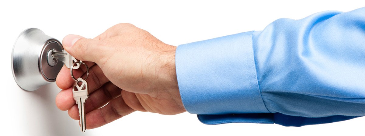 action locksmiths door opening