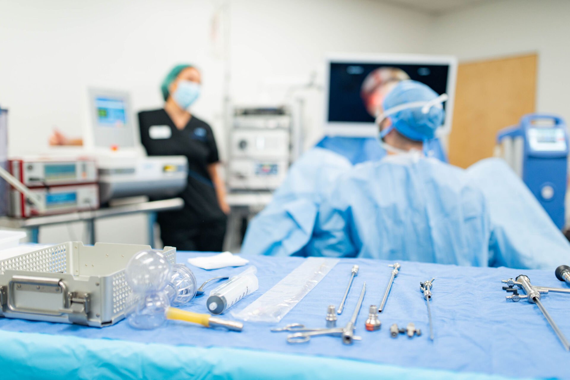 Minimizing the Number of Reps in the Operating Room