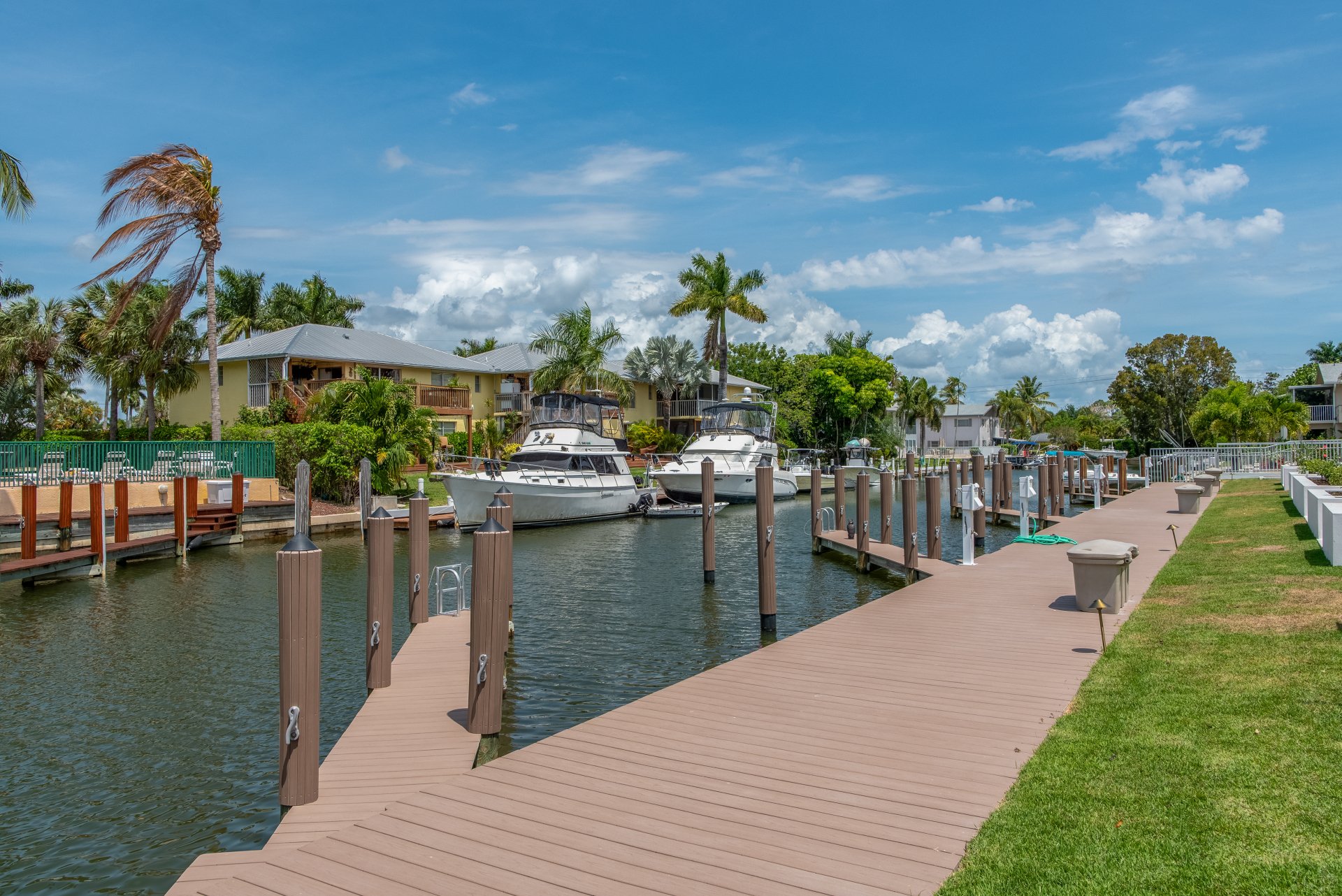 Seawall, Dock Designs Marco Island and Naples, FL Collier Seawall