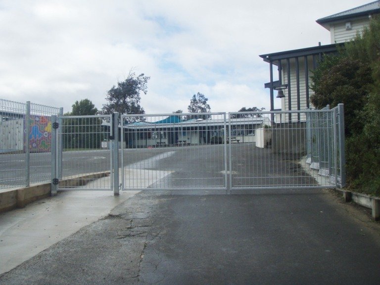 View of the fencing installed by experts 
