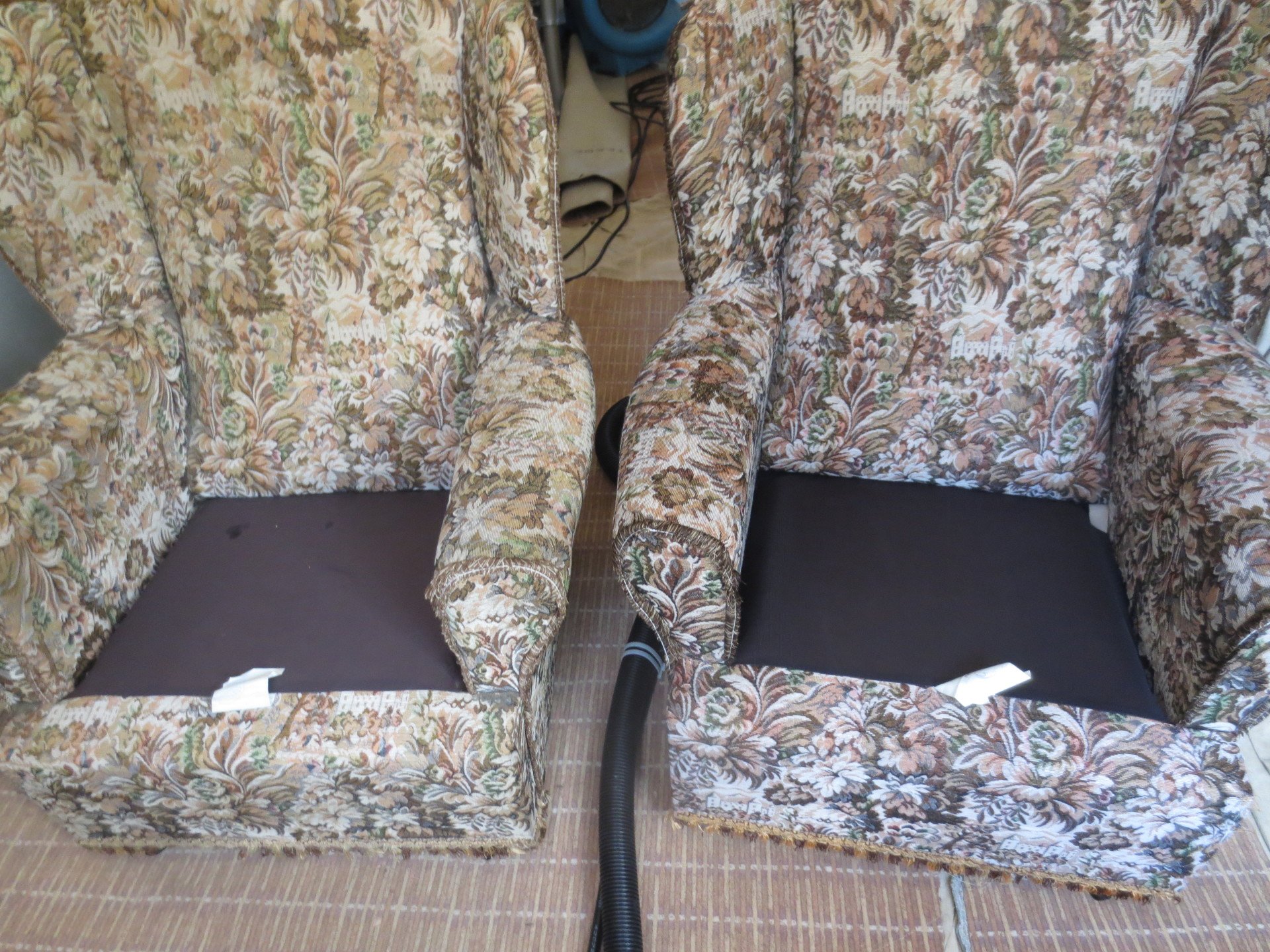 Upholstery cleaning in Walsall Extracta Carpet Cleaners