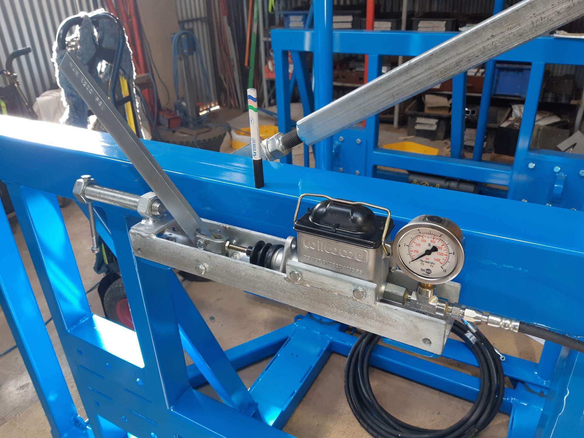 Ezywire Simple Affordable Fencing Machine & Accessaries