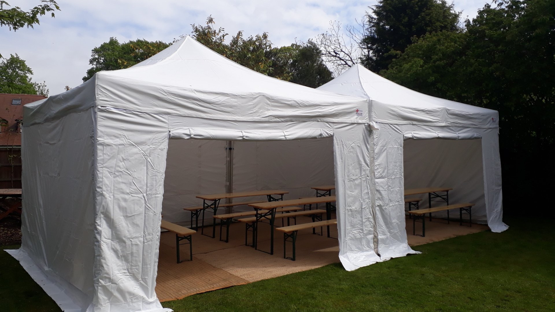 gazebo-party-tent-marquee-hire-warrington-jig-marquees