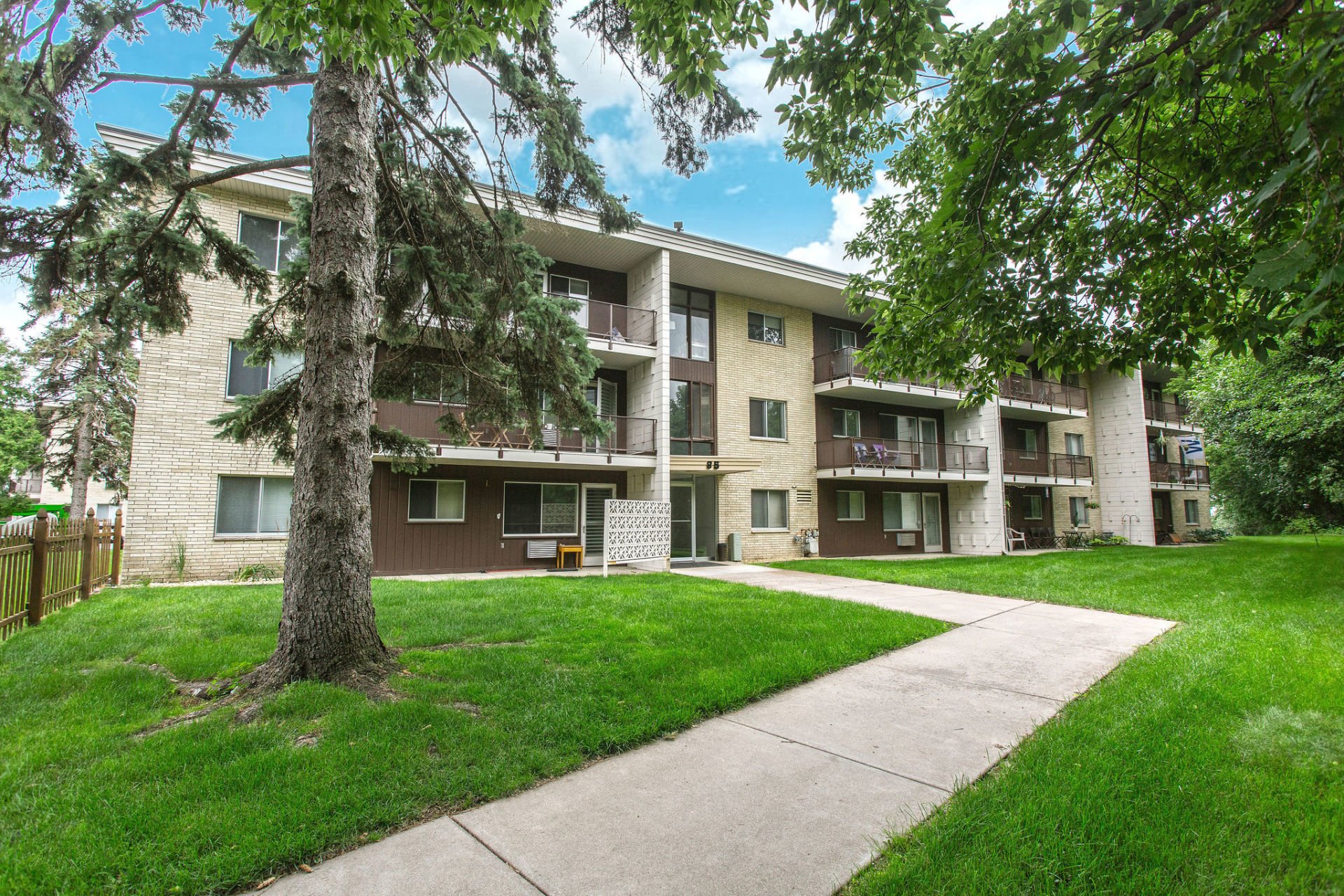 Home Imperial Heights Apartments