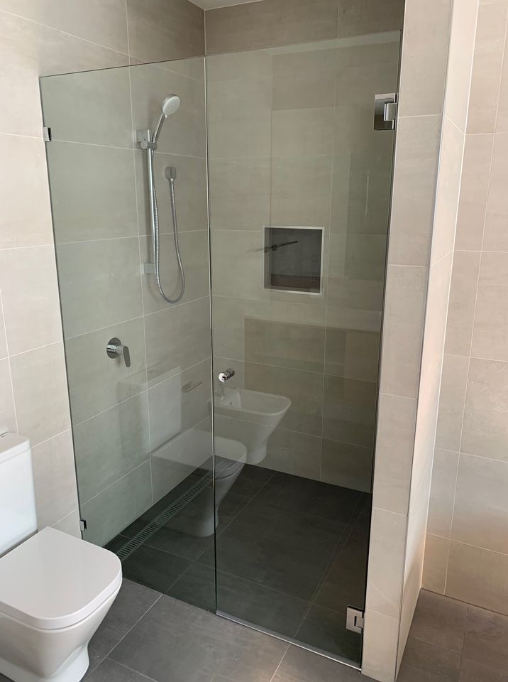 Glass Shower Screens GC Shower Screens