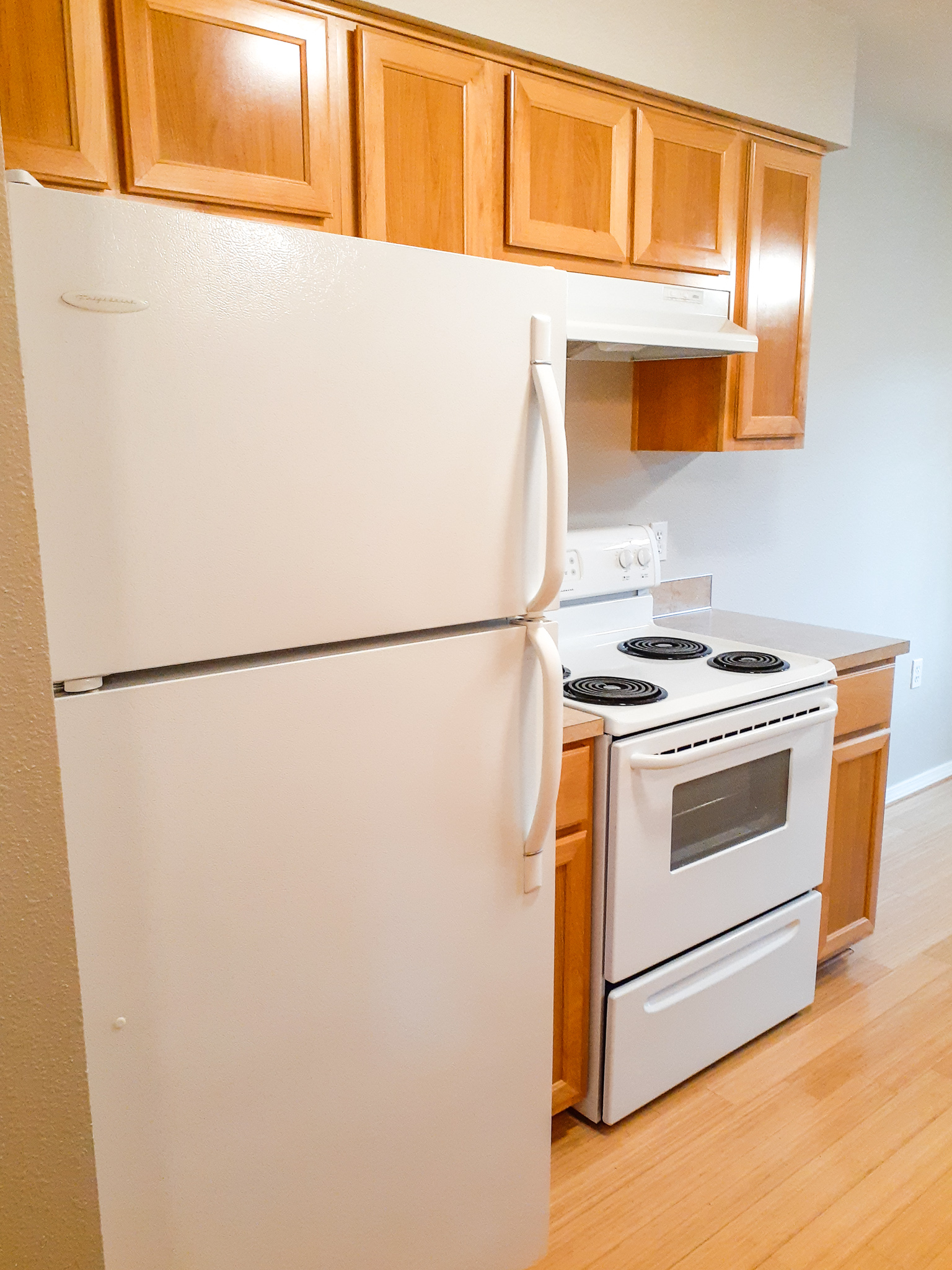 Crown Property Management, Inc. The Apartments at Cinnamon Lakes