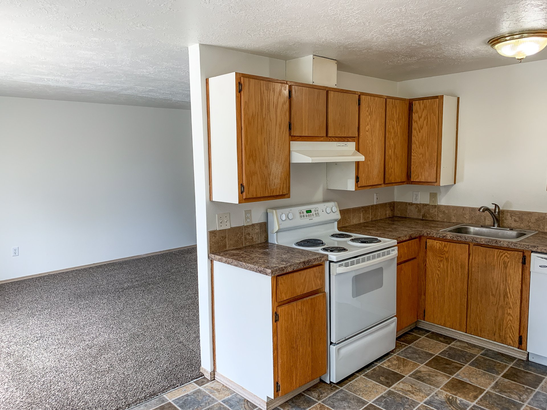 Crown Property Management, Inc. Twin Creek Apartments