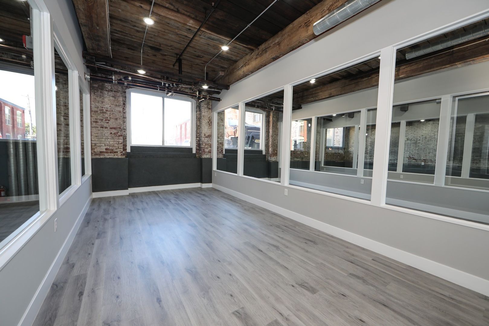 How to Find Commercial Space for Rent