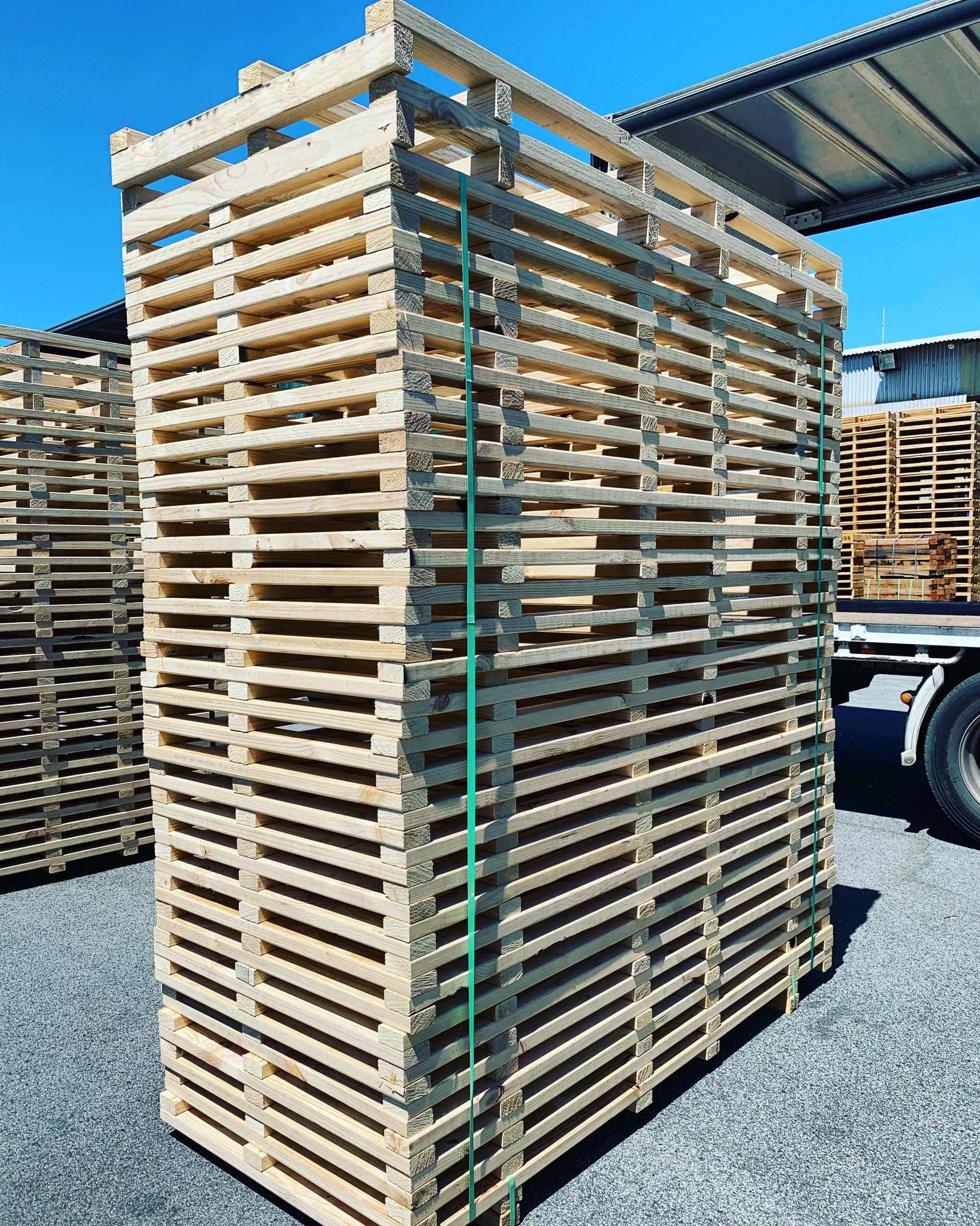 Reusable Pallets in Perth 1/2 Price Pallets