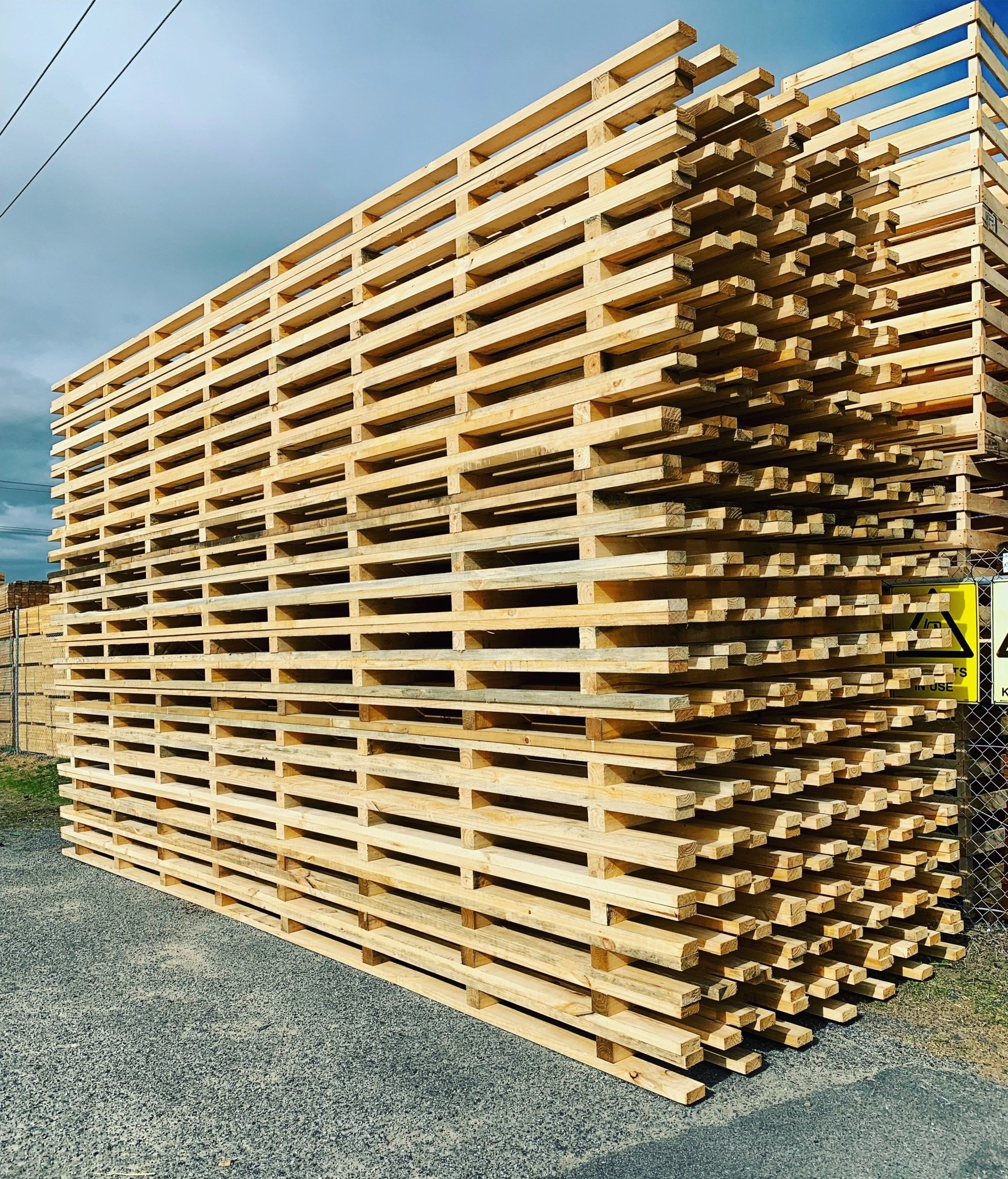 Custom Pallets in Perth 1/2 Price Pallets