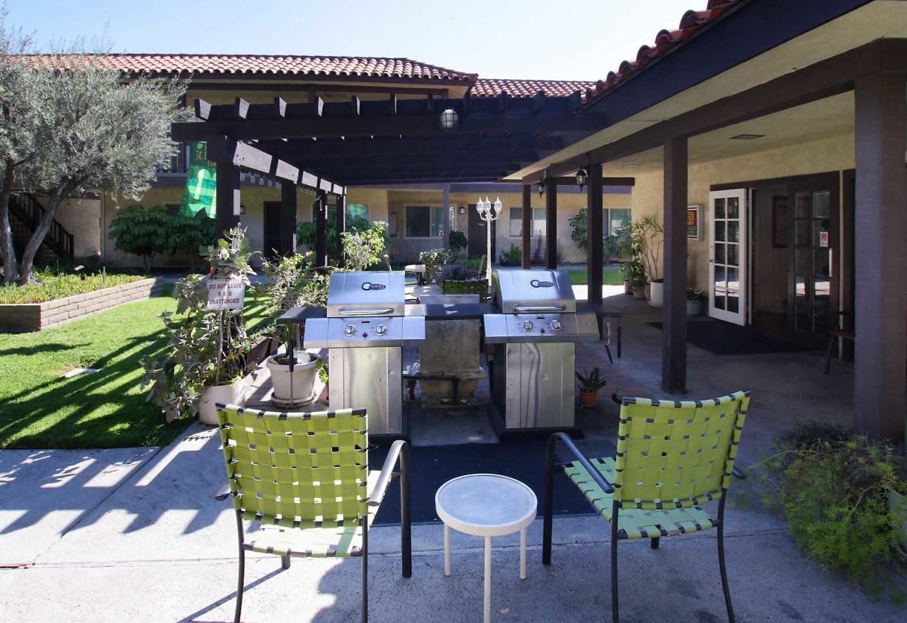 Villa Pointe Apartments Photos