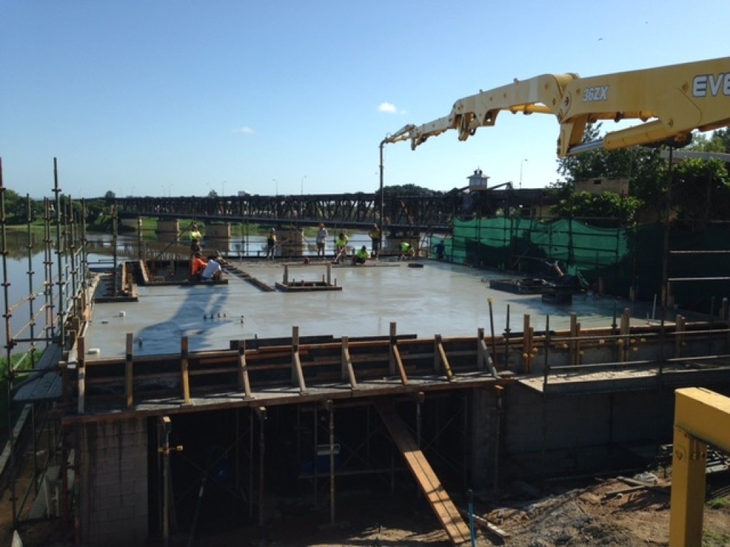 Concrete pumps Hire Grafton, Lismore, Coffs Harbour, Ballina Big