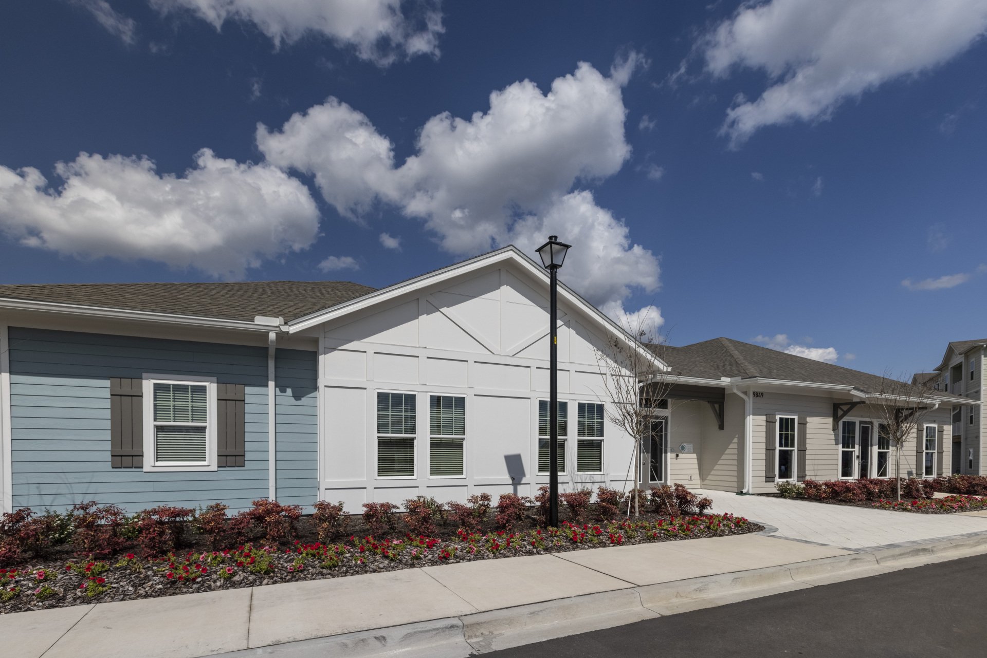 Gallery Apartments in Jacksonville Near Oakleaf Town Center