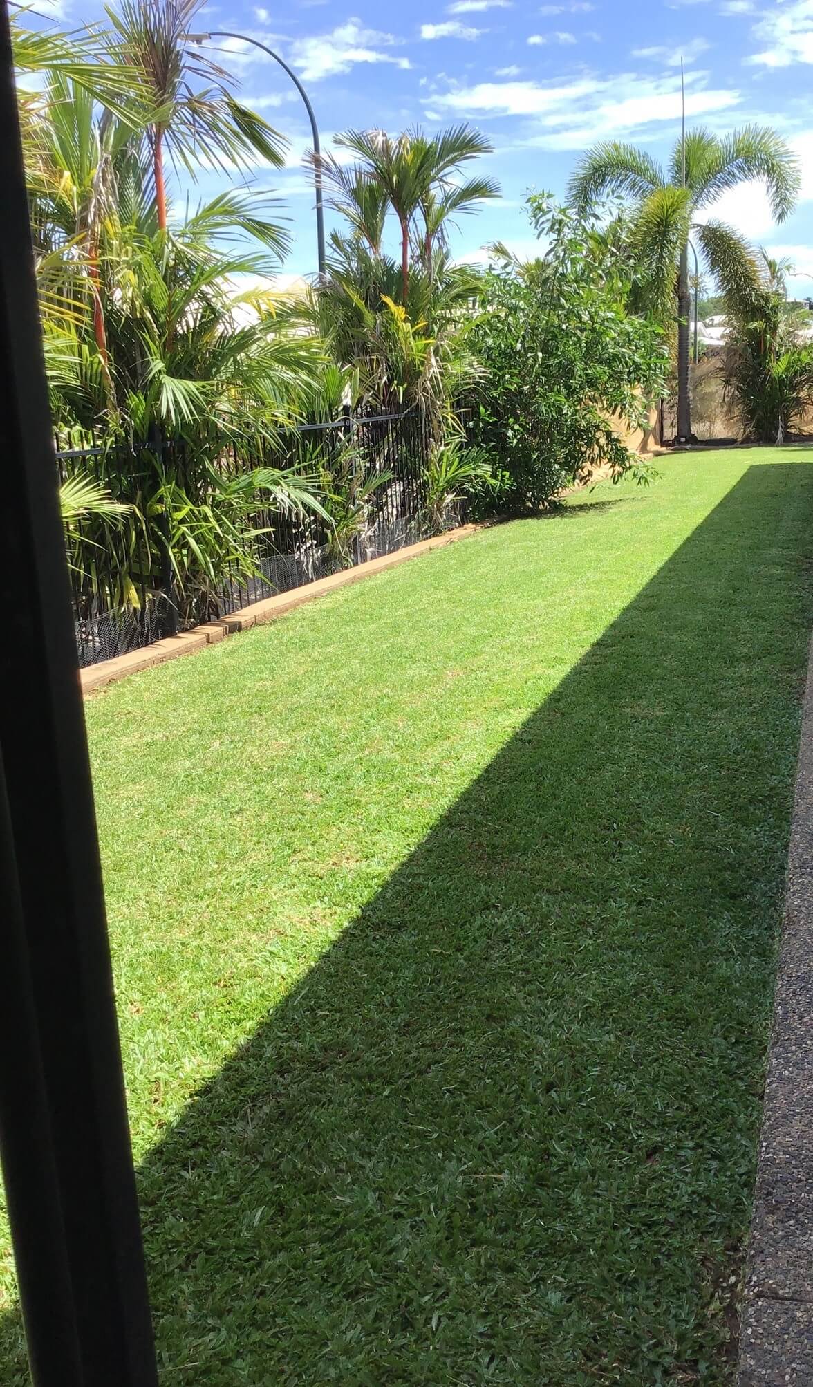 darwin-mowing-yarrawonga-irrigation-gardeners-home-commercial