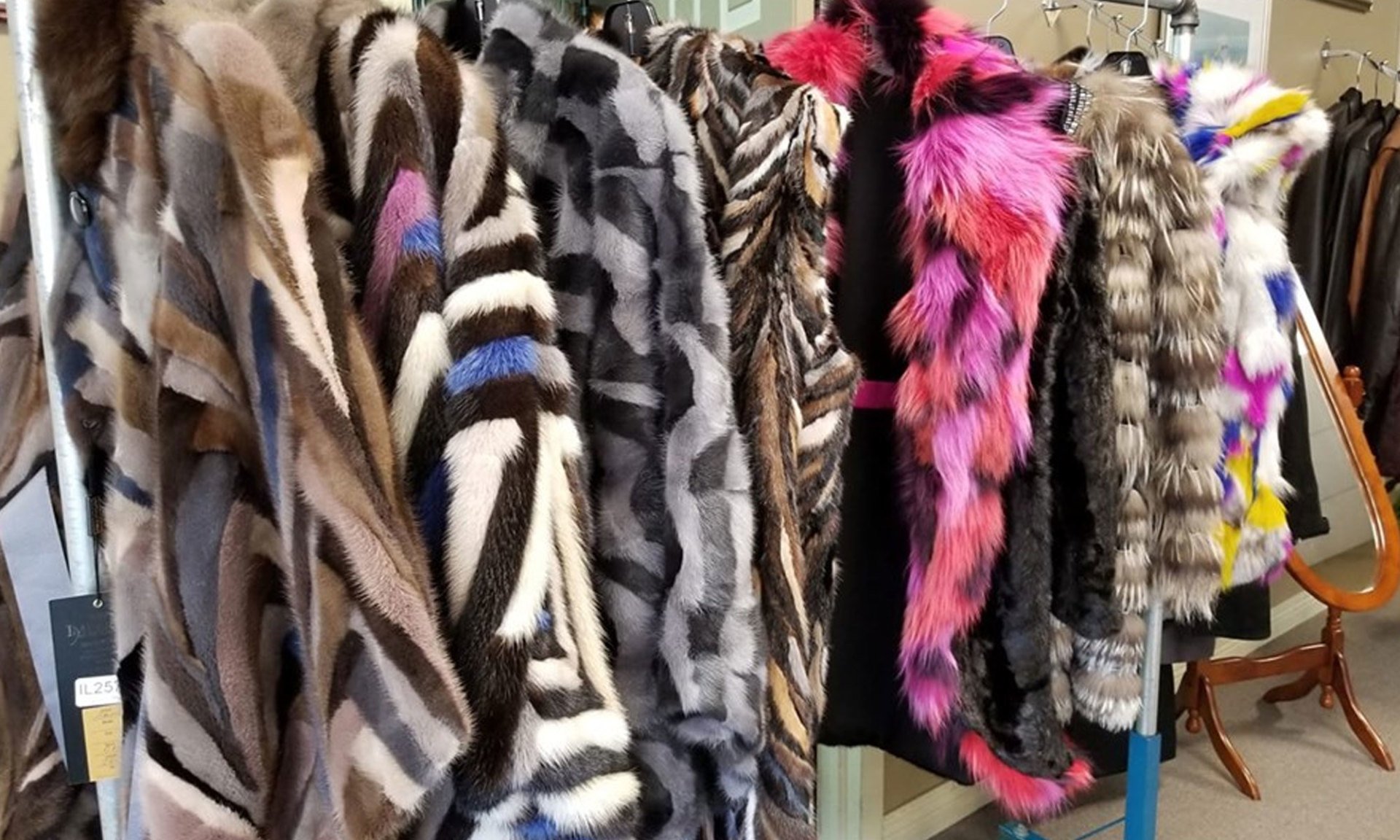 Fur & Leather Retailer Mount Morris, MI Superior Furs & Leather