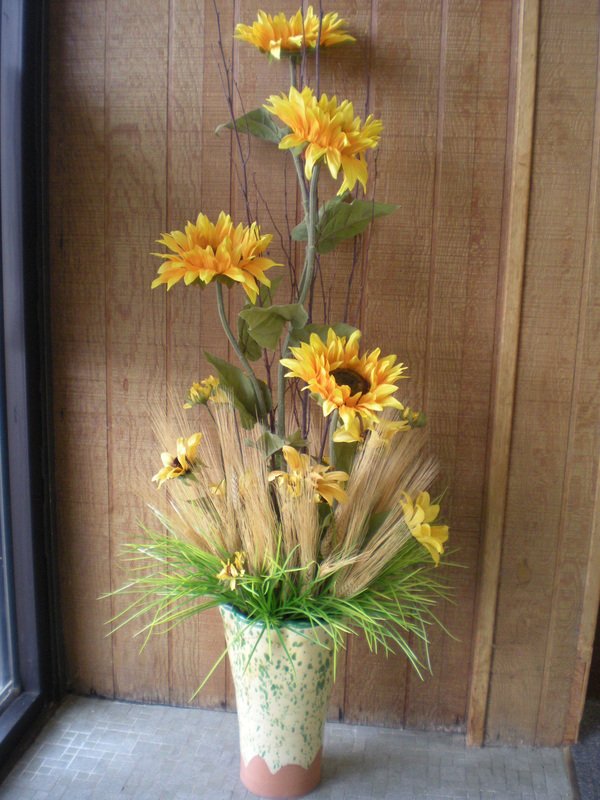 Wharton's Flowers & Gifts | About Us