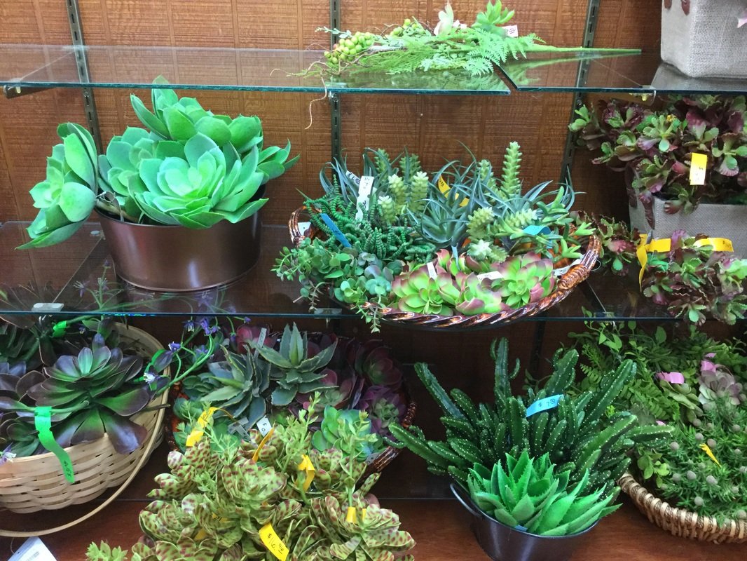 Wharton's Flowers & Gifts | About Us