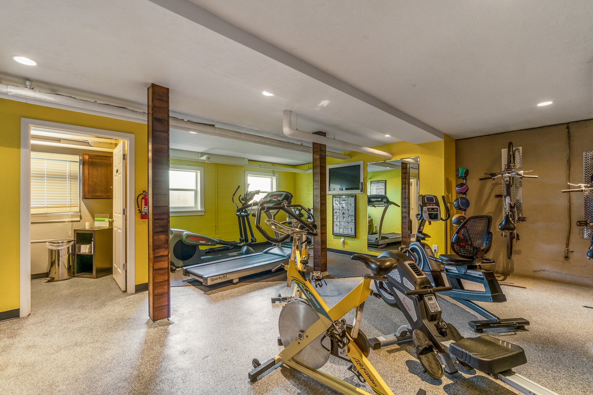 Uptown at Lake Oswego