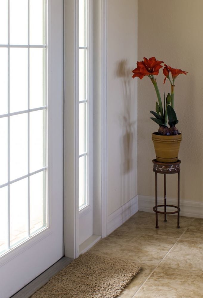 lock repairs on all kinds of doors in Tauranga 