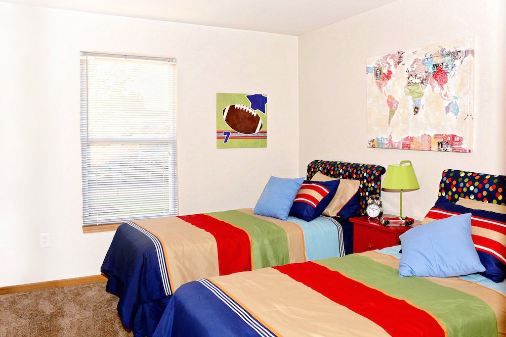 Pine Lake Village Apartments Newaygo, MI