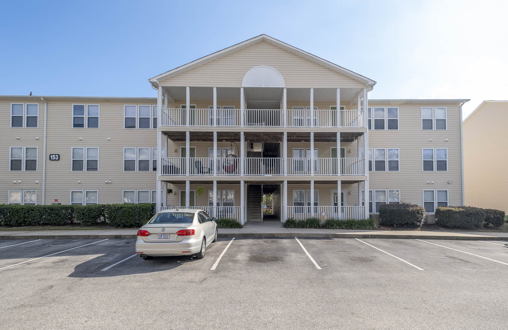 Photos Veterans Park Apartments in Wilmington, NC