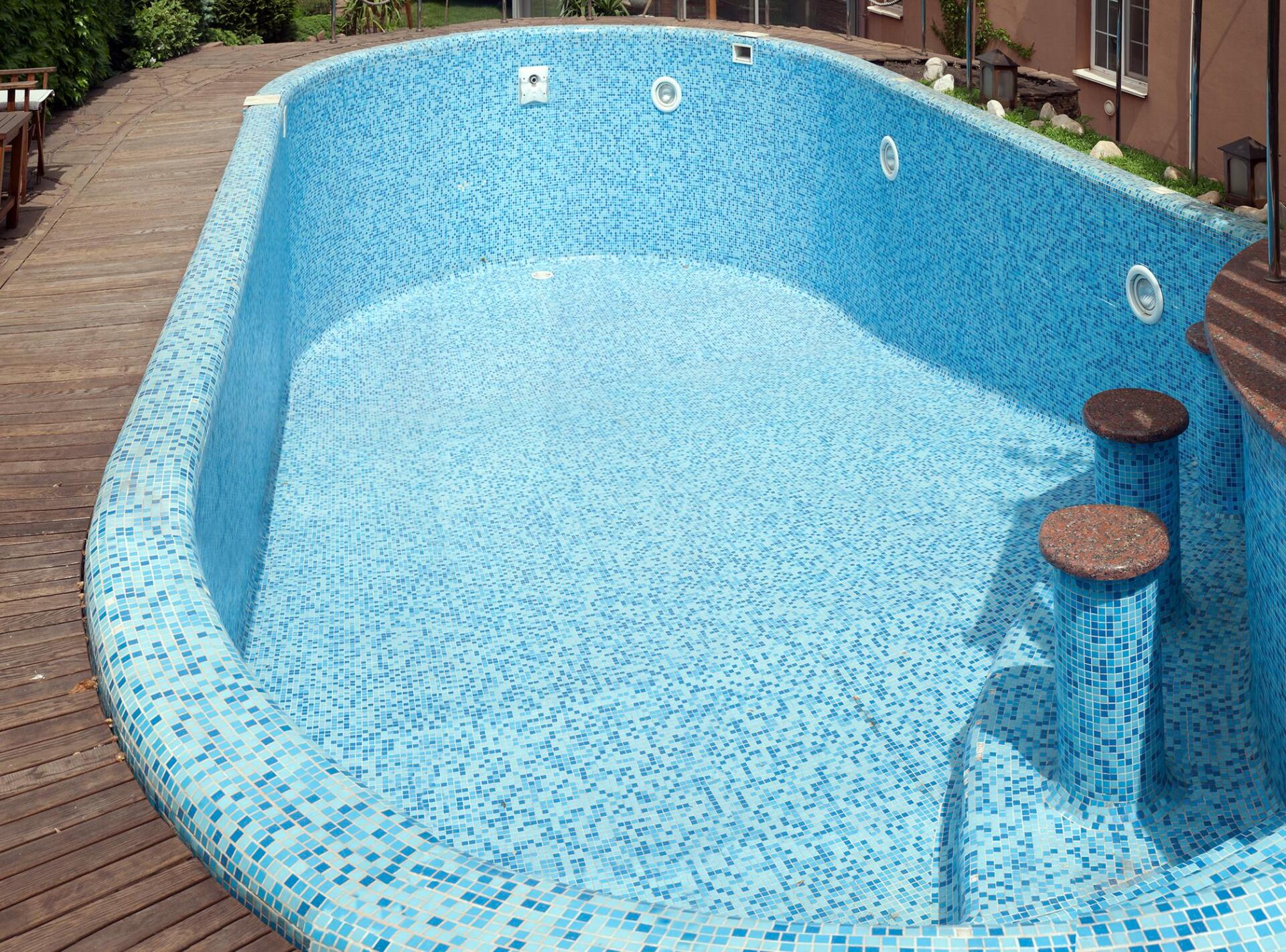 Inground Swimming Pools, Semi Inground Pool, Port St. Lucie, FL