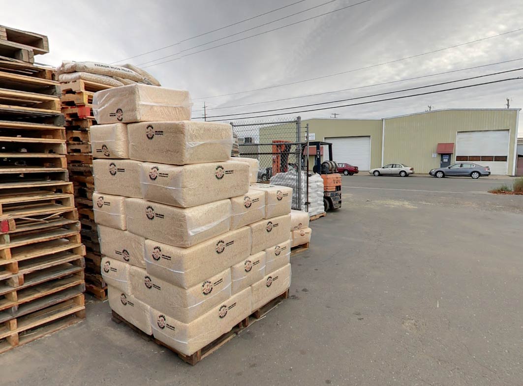 Local Ranch Supplies Lodi, CA Robinsons Feed & Farm Supply