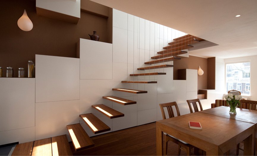 Floating stairs