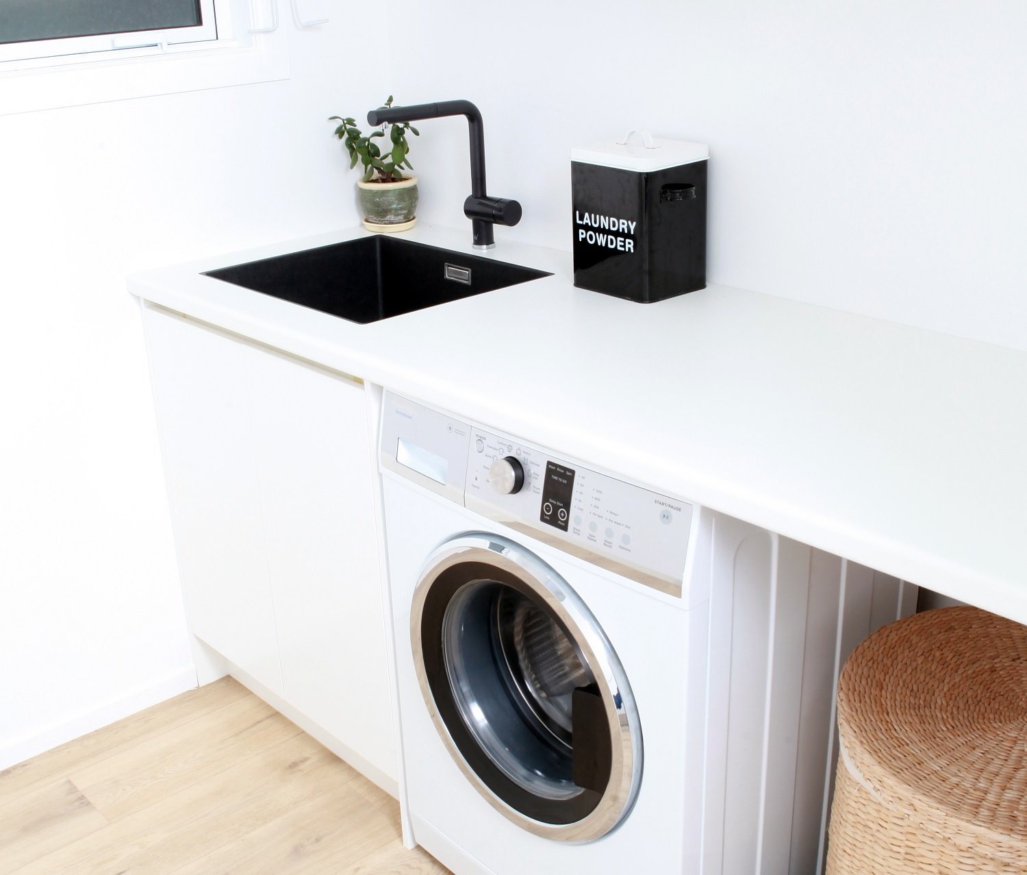 Pzazz Building Taranaki laundry