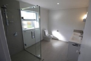 Modernising bathrooms with Pzazz Building Taranaki