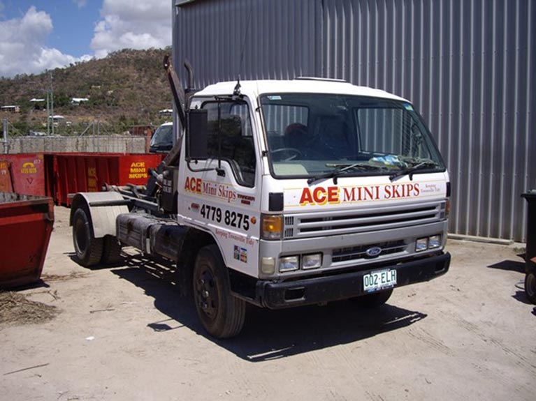 Rubbish Removal Townsville Ace Mini Skips Ace Mini Skips