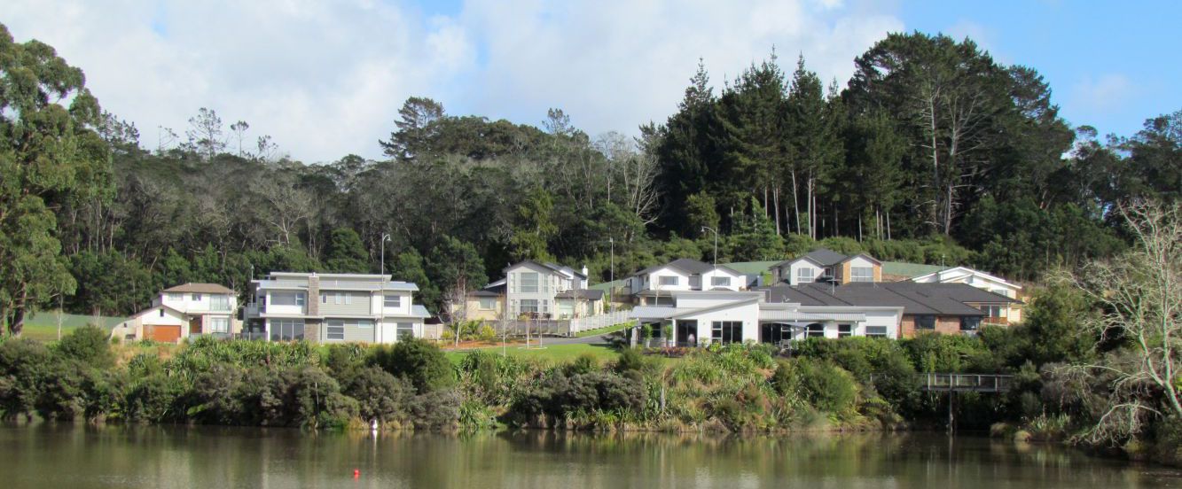 Houses with aluminium joinery in Auckland
