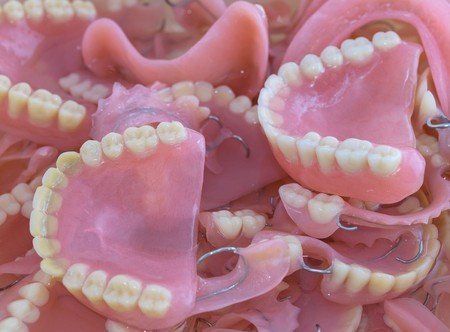 How to Get Used to Dentures