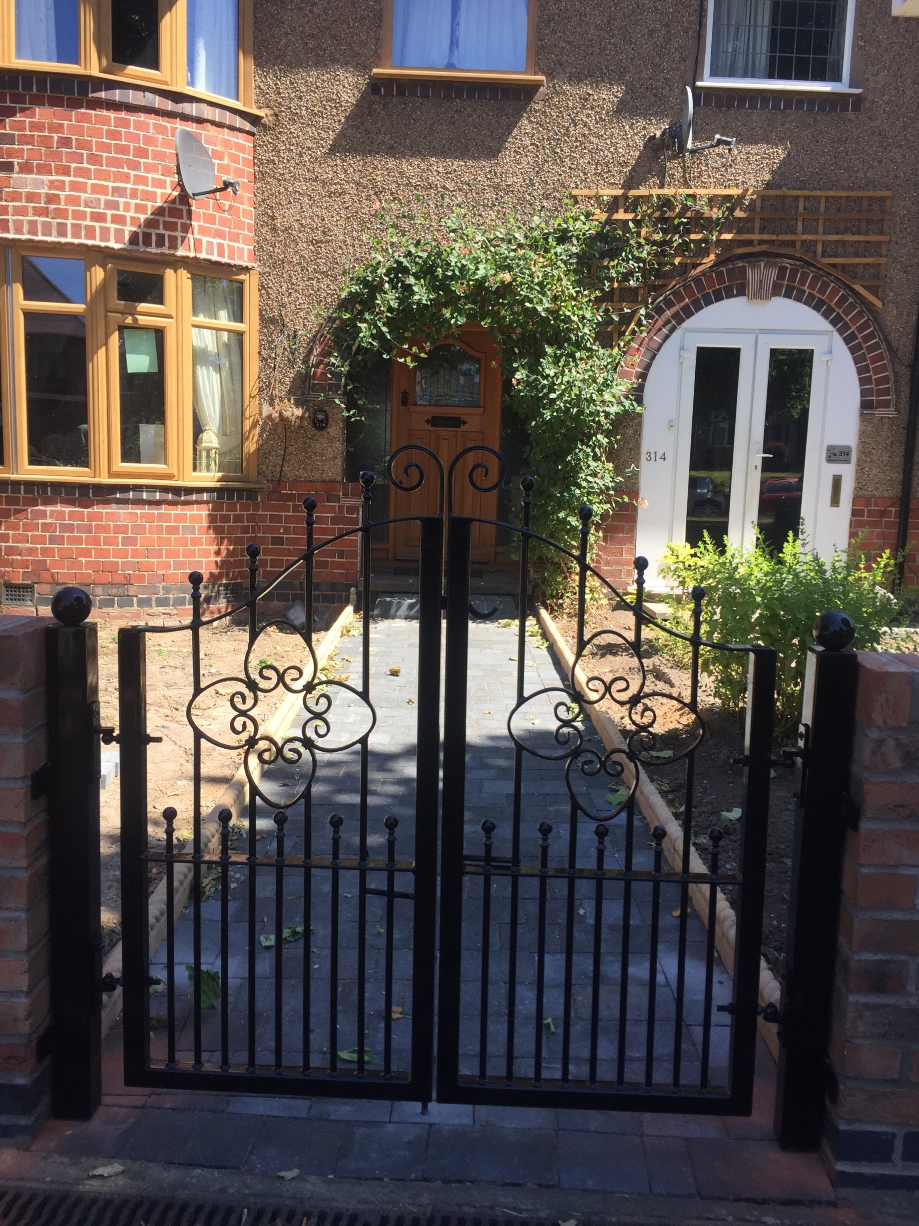 Beautiful garden gates, Gates R Us