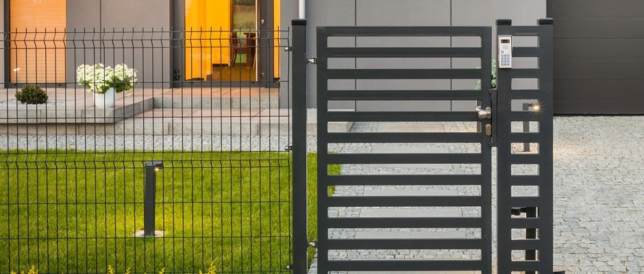 kelmac-fencing-and-gates-metal-gate-of-a-house-with-electronic-lock