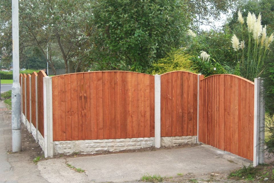 Superiorquality commercial fencing in Wirral