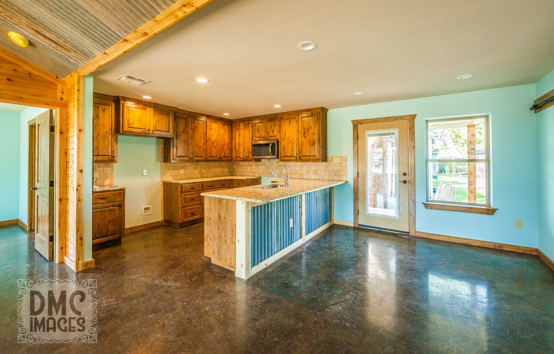 Holiday Custom Homes Custom Home & Remodeling