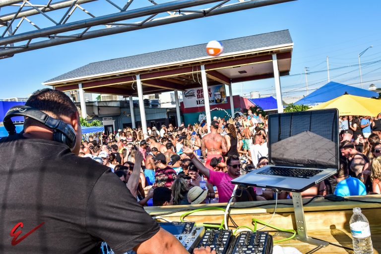 Pool Party Neptune, NJ Headliner Oasis
