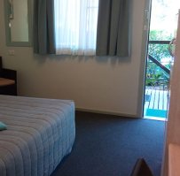 standard twin share room accommodation in forbes