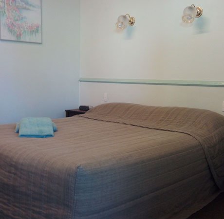 standard twin share room amenities