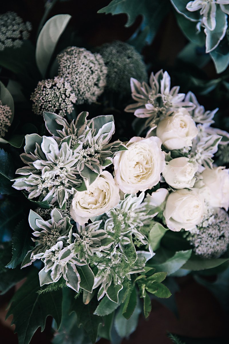 white bouquet
