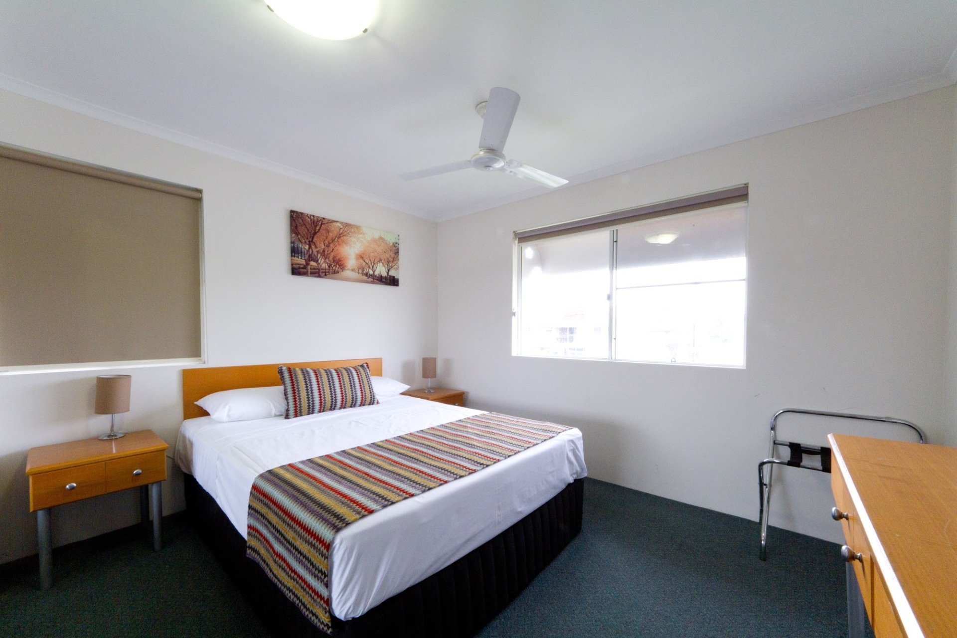 Rockhampton Serviced Apts 1, 2 & 4 Bedrooms (QLD)