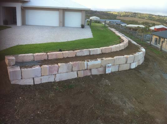 low retaining wall