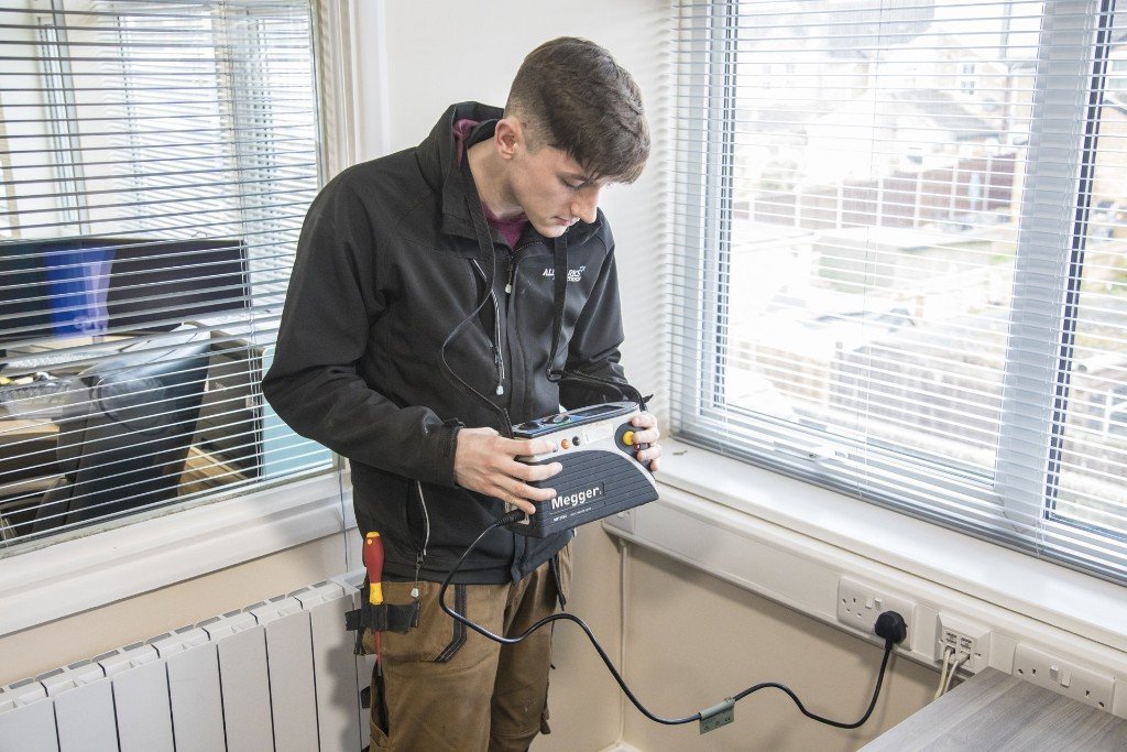 Domestic Electrician In Aylesbury serving London