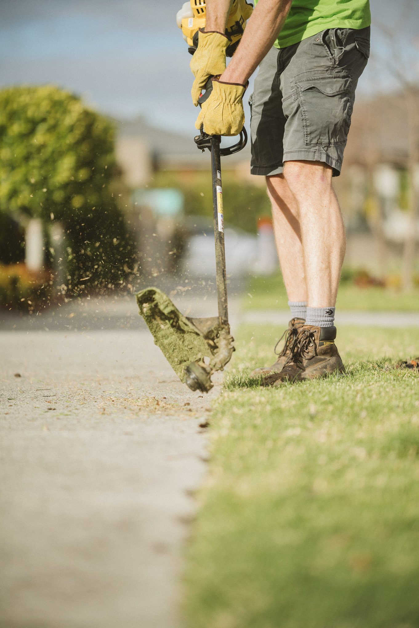Lawn mowing Pakenham Weeding, hedging & gardening services