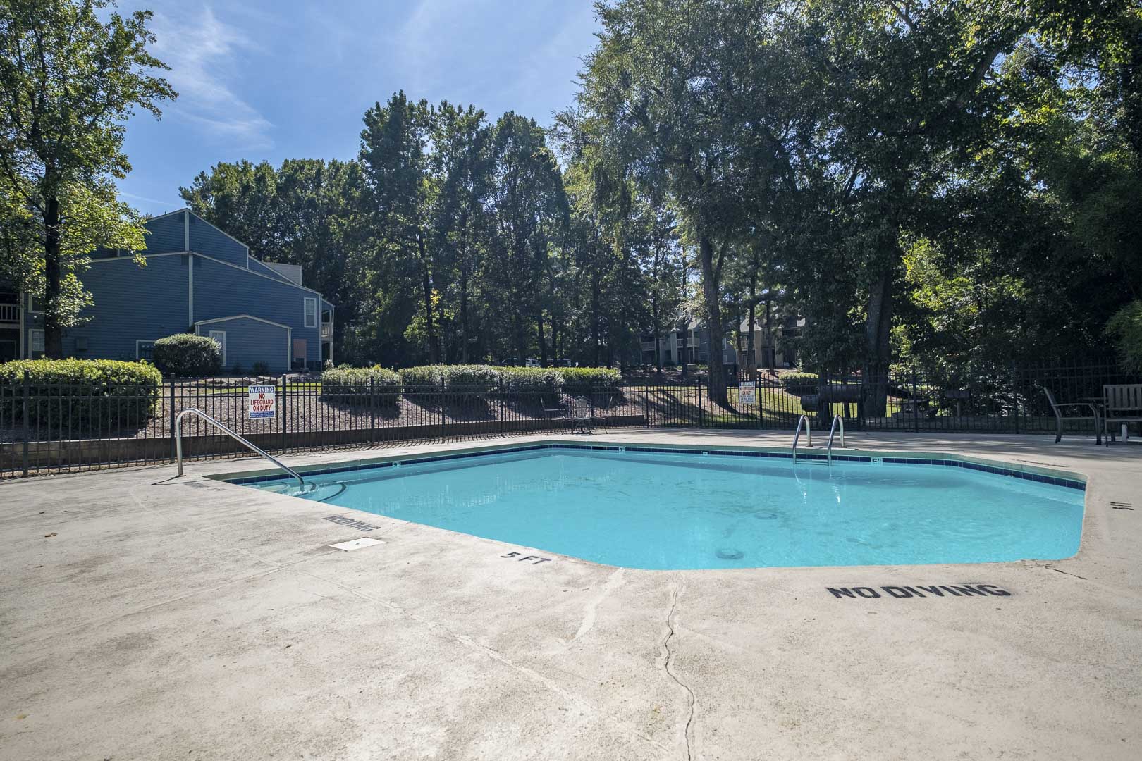 Photos The Oaks Apartments in Raleigh, NC