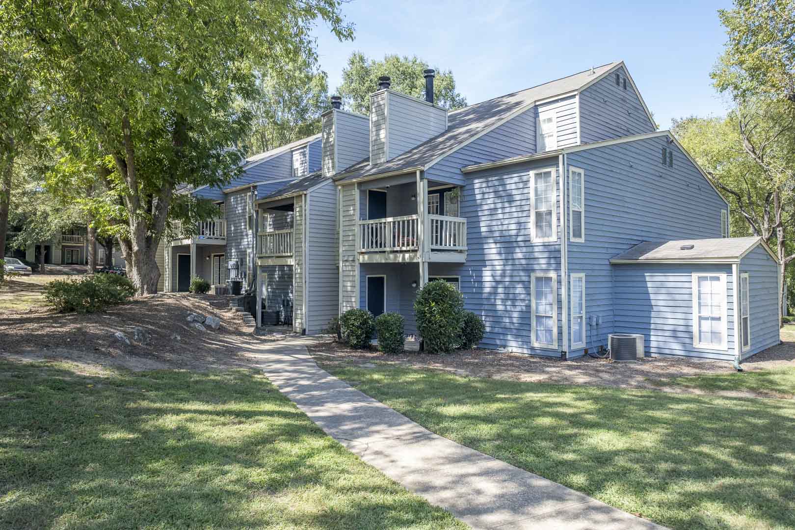 Photos The Oaks Apartments in Raleigh, NC