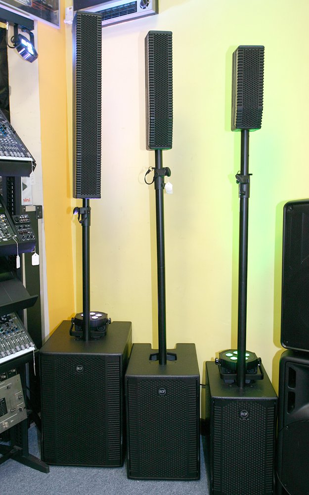 Musical instrument shop in Belfast