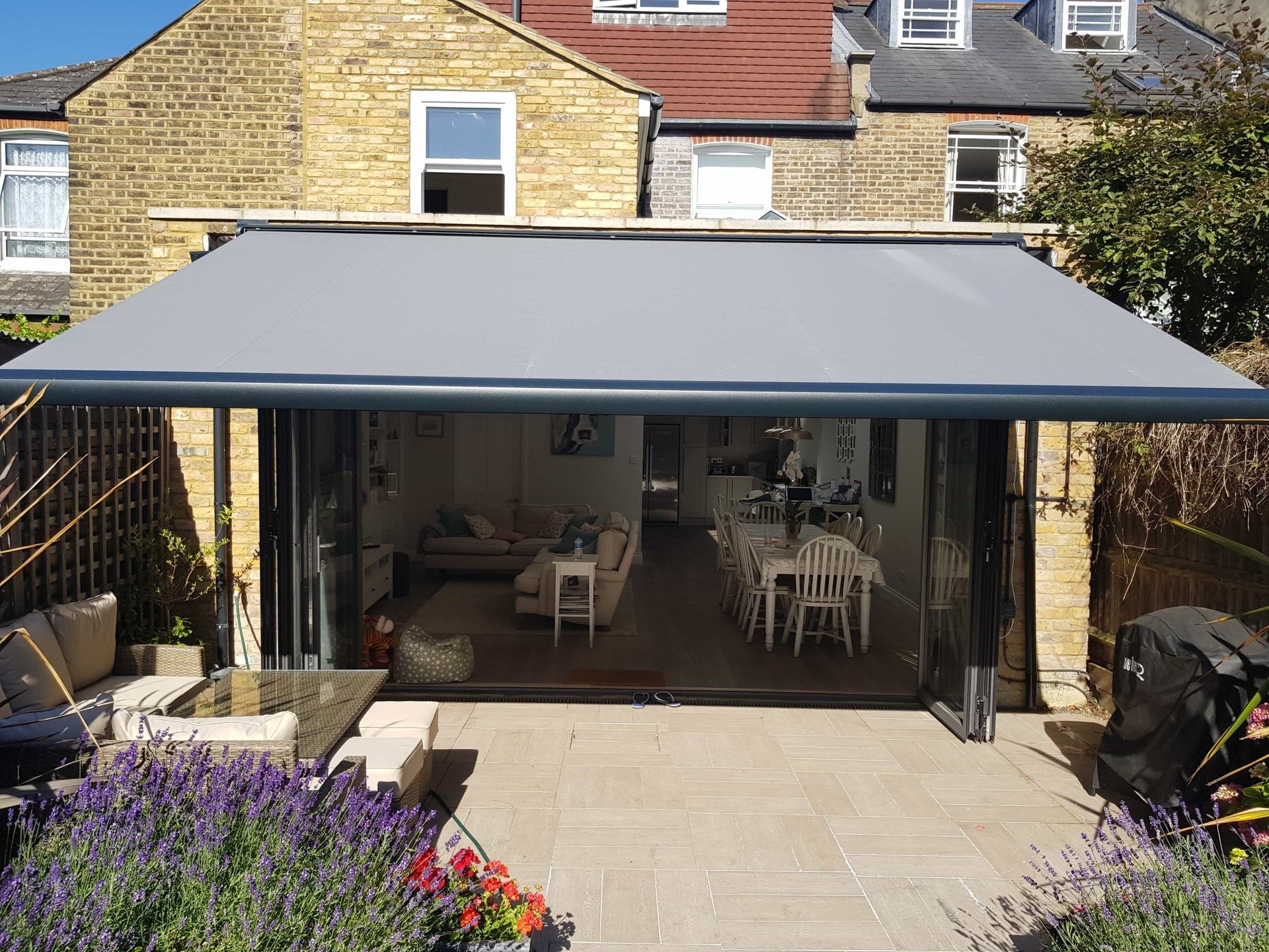 Commercial Awnings The UK's Leading Bespoke Awning Company