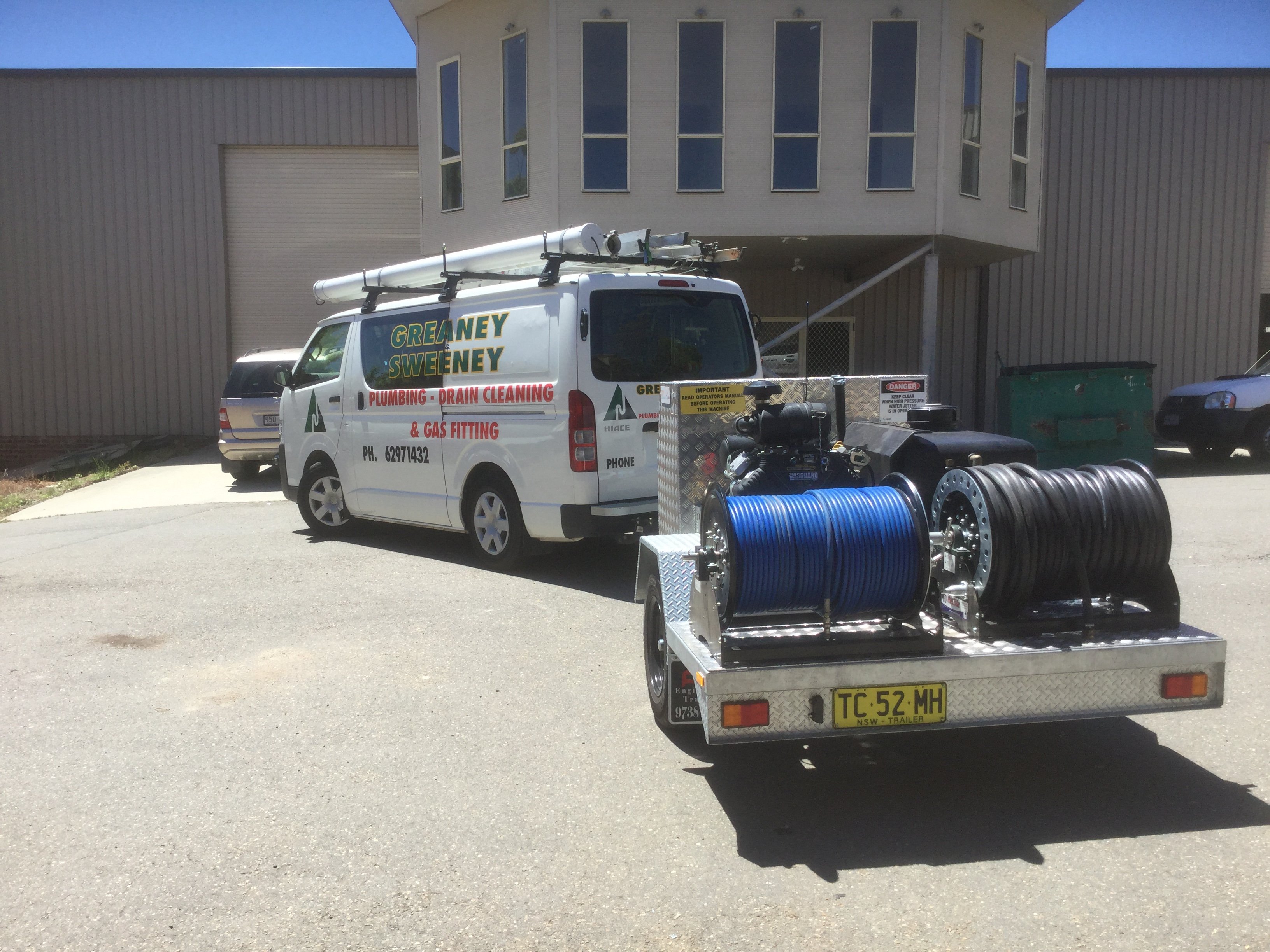 High pressure drain cleaner